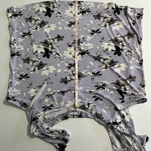 Revolution Top Women’s XXL Floral‎ Lavender Blouse Sleeveless New With Ts… - Picture 7 of 9